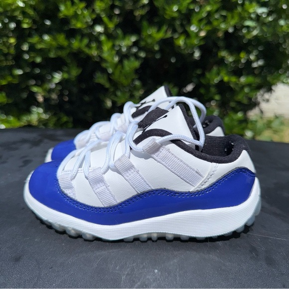 jordan 11 low concord sketch